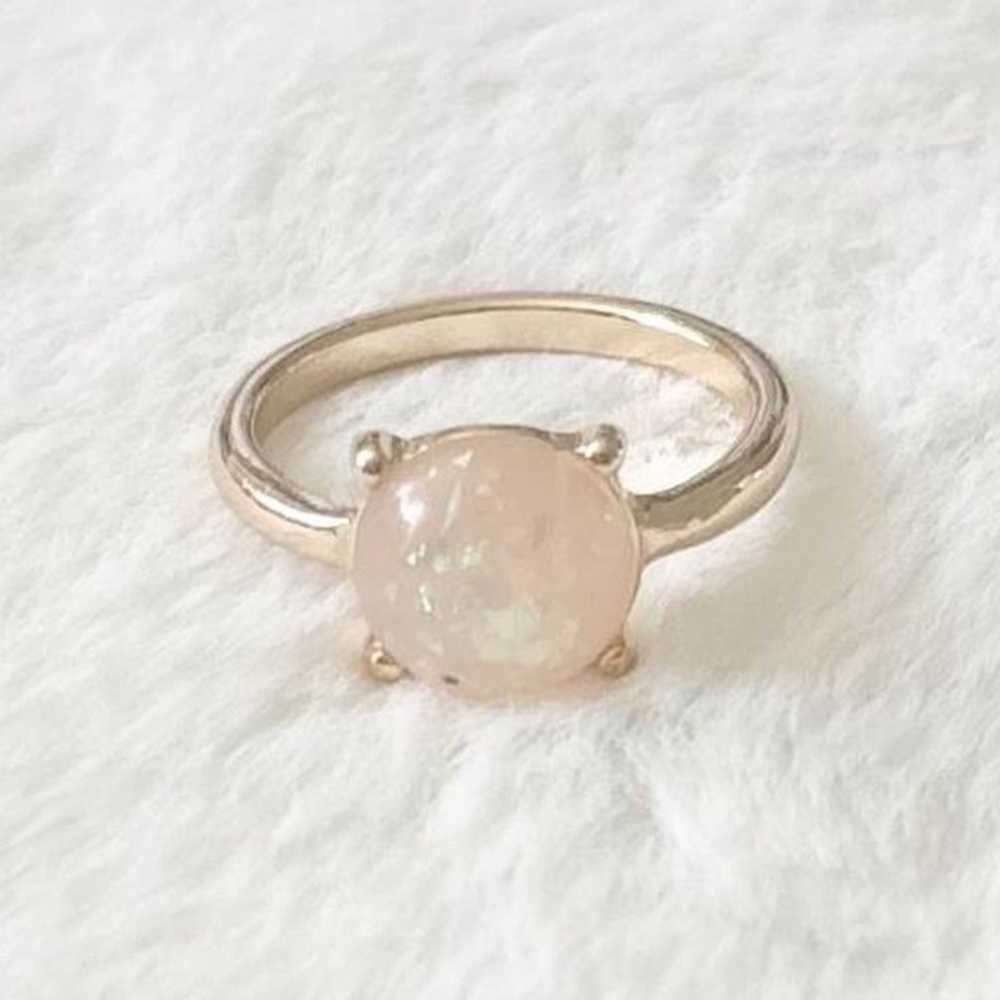 5/$15 🩷 MUST BUNDLE Gold & Pink Opal Ring